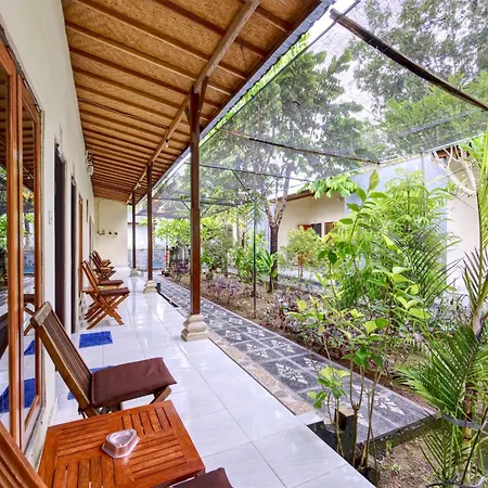 Ari La Casa Hotel